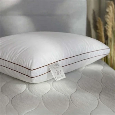 Downfiber hovedpude 60x63 cm - Luna Denmark